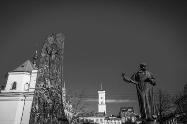 Muhteşem kış Lviv mimarisi ve sokakları