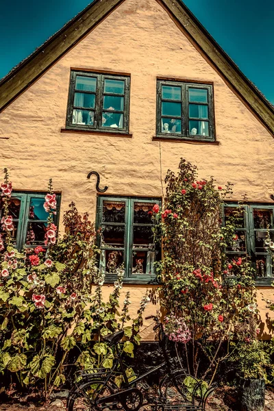 Красивая Датская Архитектура Живописной Деревне — стоковое фото