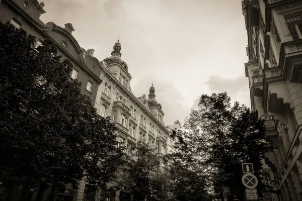 Vackra Gator Och Arkitektur Hösten Prag — Stockfoto