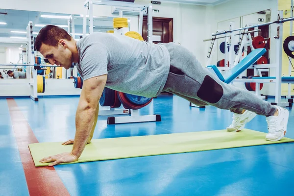 Man Goes Sports Gym — Stock Photo, Image