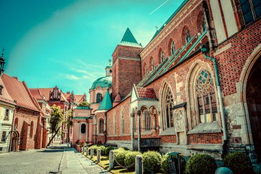 Eski Polonya şehrinin mimarisi. Pençe