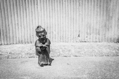 Wroclaw şehrinin caddeleri ve evleri. Şehir manzarası