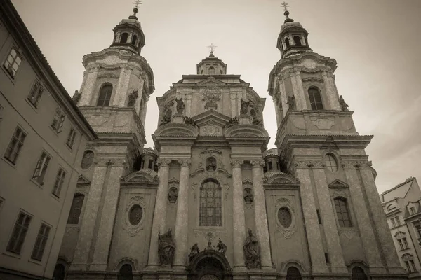 Ruas Bonitas Arquitetura Outono Praga — Fotografia de Stock