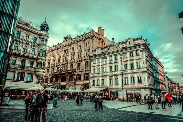 Schöne Straßen Und Architektur Des Herbstlichen Prag — Stockfoto