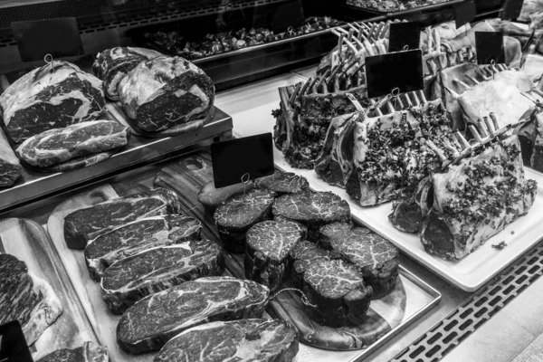 Carne Fresca Diferentes Tipos Balcão — Fotografia de Stock