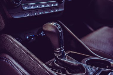 Modern bir arabanın içi. Arabaların temasının arkaplanı