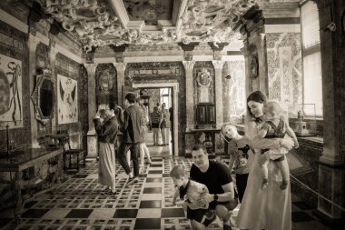 Kopenhag 'daki Rosenborg Kalesi' nin güzel odaları