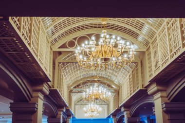 Salonun içi çok güzel.