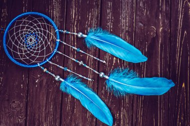 Tahta arka planda düş kapanı