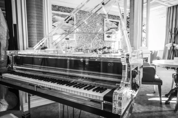 Automatyczne Pianino Restauracji — Zdjęcie stockowe