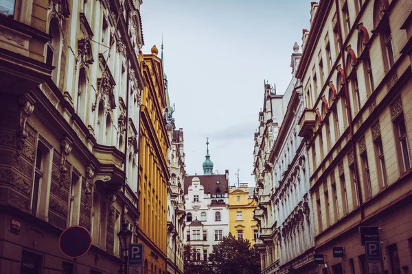 Schöne Straßen Und Architektur Des Herbstlichen Prag — Stockfoto