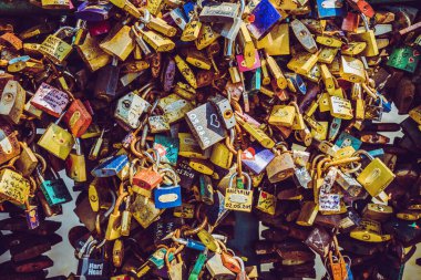 Wroclaw şehrinin caddeleri ve evleri. Şehir manzarası