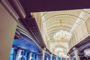 Salonun içi çok güzel.