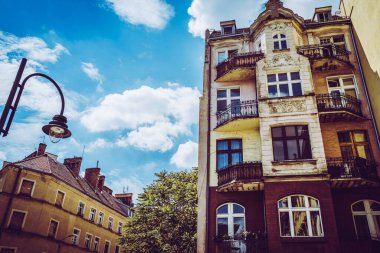 Eski Polonya şehrinin mimarisi. Pençe