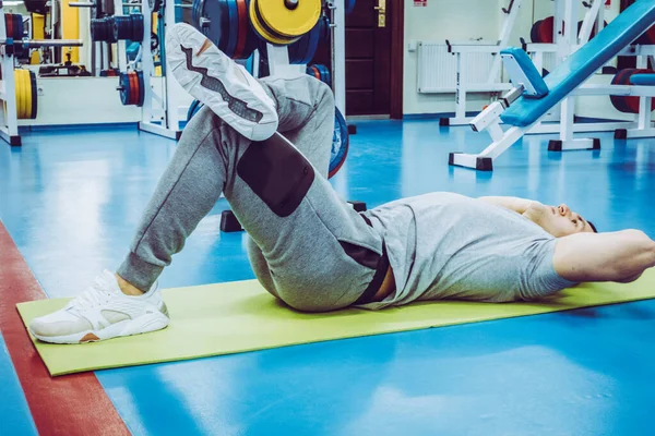 Man Goes Sports Gym — Stock Photo, Image