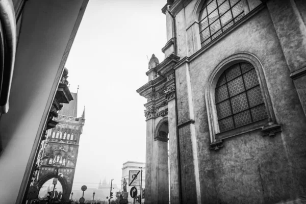 Schöne Straßen Und Architektur Des Herbstlichen Prag — Stockfoto