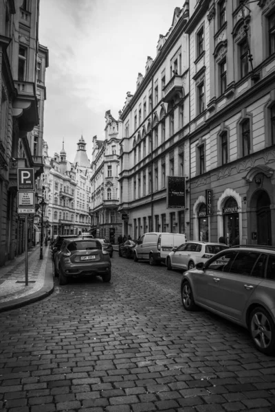 Schöne Straßen Und Architektur Des Herbstlichen Prag — Stockfoto