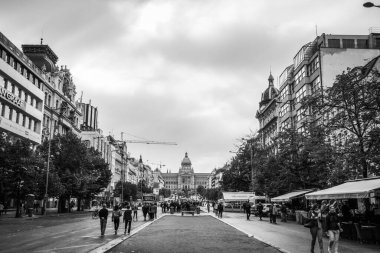 Güz Prag 'ın güzel sokakları ve mimarisi