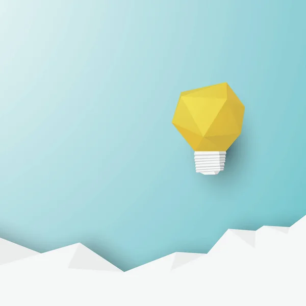 Conceito de criatividade vetorial com 3d poligonal, lâmpada de papel como balão acima das nuvens. Novas ideias, símbolo de brainstorming . —  Vetores de Stock