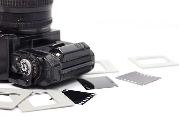 135 cámara vintage de película o reflejo de lente única y marco de fotos sl — Foto de Stock