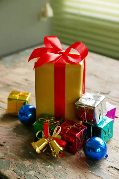 礼盒，礼物圣诞装饰. — 图库照片