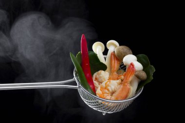 Tay çorba için malzemeler 