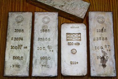 Assortment of 100 Ounce Silver Bullion Bars - Precious Metals clipart