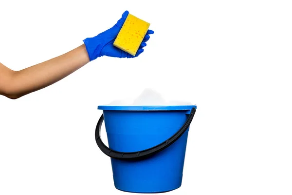 Ember Air Biru Plastik Dengan Sabun Dan Gagang Hitam Membersihkan — Stok Foto