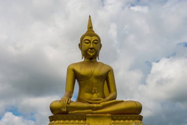 Tayland tapınağındaki Buda heykeli.