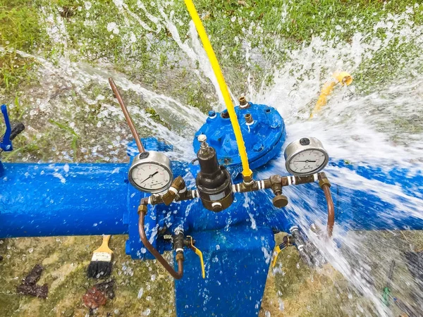 maintenance a pressure reducing valve in the Water Treatment Plant of Thailand. water pressure control valve.