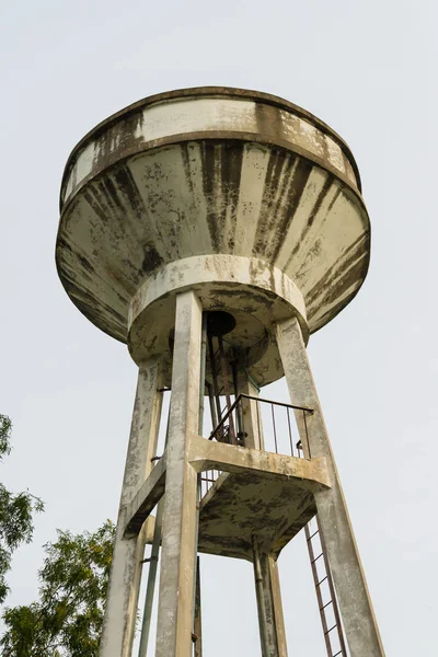 Old water tank — Stock Photo, Image