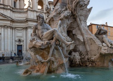 Piazza Navona Bernini tarafından dört ırmak Çeşmesi