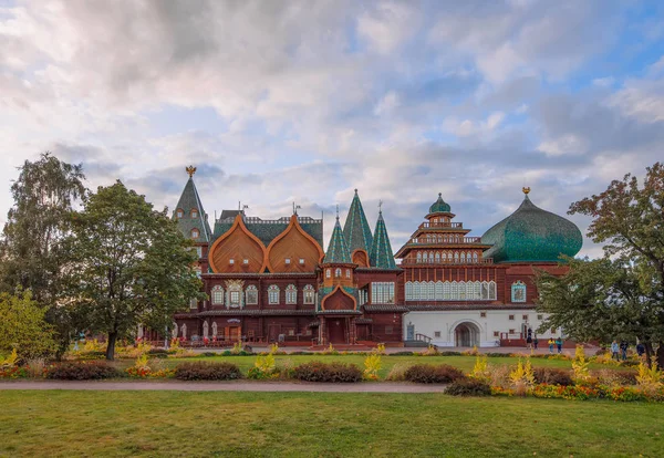 Palácio Madeira Czar Alexei Mikhailovich Museu Reserva Kolomenskoye — Fotografia de Stock