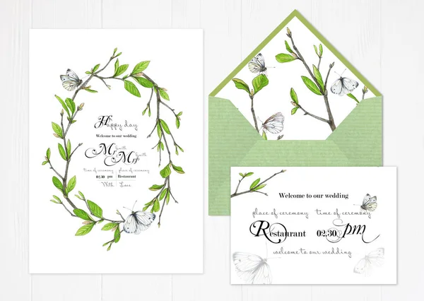 挨拶や緑の色の結婚式の招待状の つのテンプレートのセットです 緑の葉と白い蝶枝の美しいフレームのマーカーによって図 — ストック写真