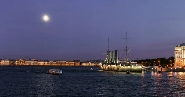 The Cruiser Aurora , St. Petersburg — Stock Photo, Image