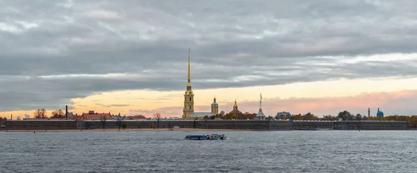 Peter and Paul Fortress, St. Petersburg — Stock Photo, Image