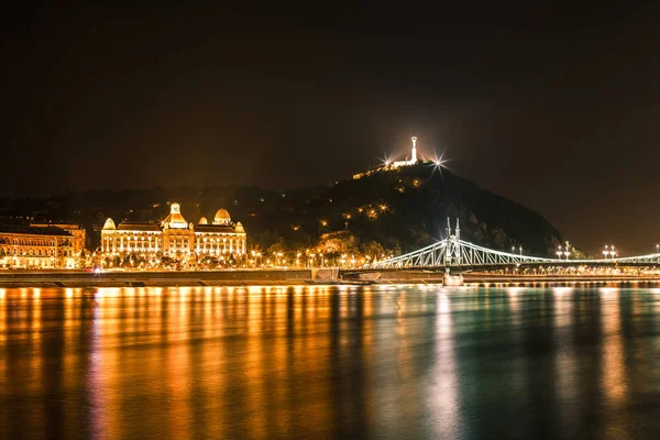 Church and red roofs in the center Bratislava — Stock Photo, Image