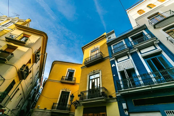 Maisons vibrantes architecture à Valence Espagne — Photo