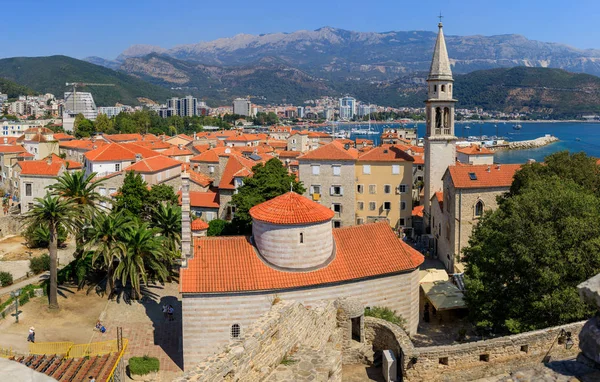 Panoráma, történelmi központjától, Budva, Montenegró augusztus 2017 — Stock Fotó