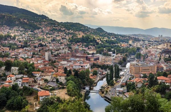 Saraybosna - Bosna-Hersek üzerinde panoramik görünüm