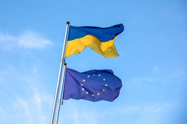 Євро Інтеграції Прапори України Європейського Союзу Разом Києві — стокове фото