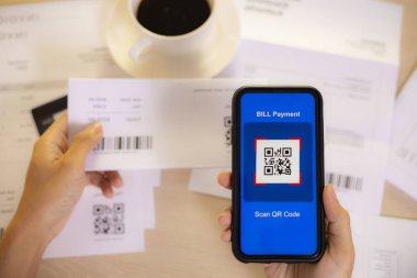 Fatura dijital cüzdan ya da kre için akıllı telefon ya da kod taraması kullanılıyor