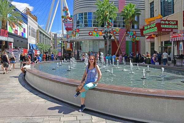 Las Vegas Estados Unidos Linq Promenade Distrito Restaurantes Tiendas Entretenimiento — Foto de Stock