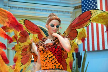 Bellagio Konservatuarı. Las Vegas NV ABD 09-25-18 Yılda beş kez, Bellagio Konservatuar takımı tam teşekküllü bir çiçek üretimi yapar