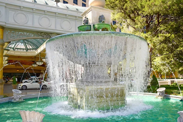 Las Vegas Usa Dieser Springbrunnen Schmückt Den Eingang Der Hotellobby — Stockfoto