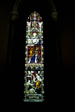 Vitray Holy Trinity, Christ Church içinde