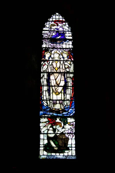 Vitray Holy Trinity, Christ Church içinde