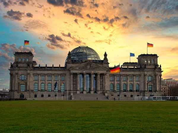 Reichstag Byggnaden Säte För Det Tyska Parlamentet Deutscher Bundestag Berlin — Stockfoto