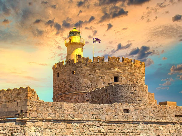 Yunanistan Rodos Kentindeki Ünlü Deniz Feneri — Stok fotoğraf