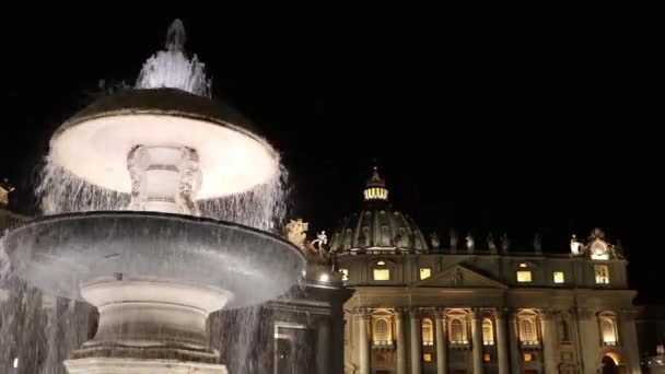 Fontaine Place Saint Pierre Nuit Avec Basilique Saint Pierre Arrière — Video